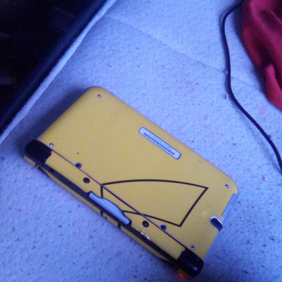 Nintendo 3ds with Pokemon game - Picture 3 of 4
